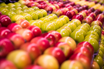 apples in the aisle